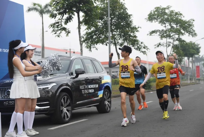 Với nhiều người, hoàn thành marathon không chỉ là thành tích mà còn là dấu mốc vượt qua chính mình.